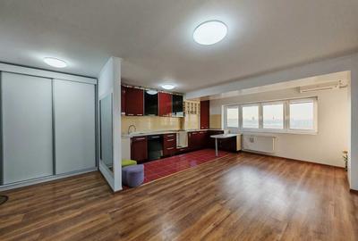 Apartament cu 3 camere decomandat în Central - 2