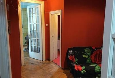 Apartament cu 3 camere semidecomandat, mobilat în Calea Călărașilor - 2