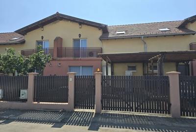 Casa de inchiriat