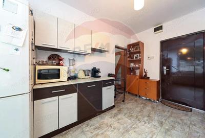 Garsoniera/ 2 camere de inchiriat in zona Tractorul! - 1