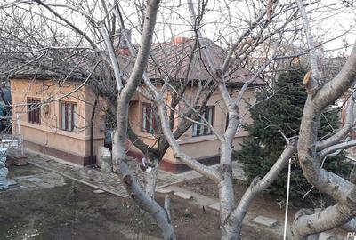 Casă cu 3 camere în Rahova - 5