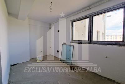 Apartament cu 2 camere semidecomandat în Cetate - 3