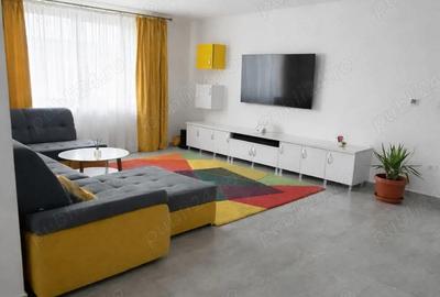 Casă cu Teren 2100 Mp în Central - 3