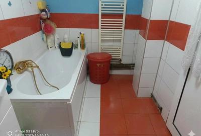 Casă cu Teren 50 Mp în Central - 1