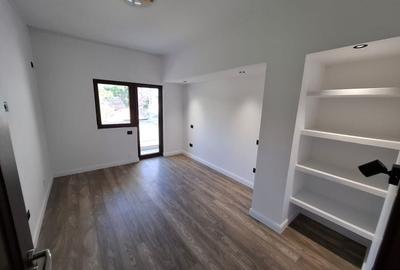 Vila deosebita Constructie noua 13 Septembrie - 10