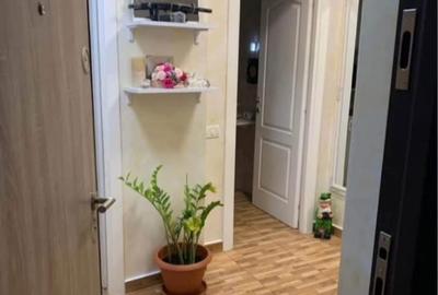 APARTAMENT DE VANZARE, 3 CAM, ET 4/4 - 8