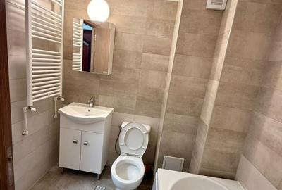 Apartament cu 2 camere decomandat în Km 5 - 3