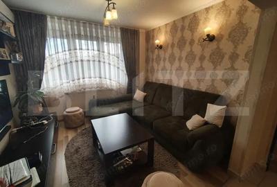 Apartament cu 4 camere decomandat în Decebal - 8
