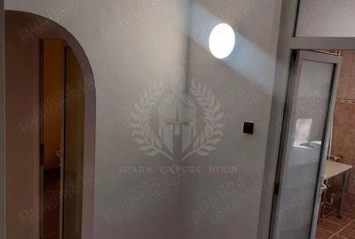 2 camre zona 9 Mai - 5