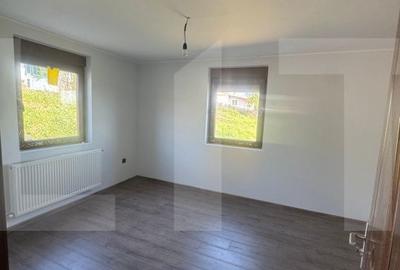 Casă cu 3 camere cu Teren 550 Mp în Central - 9