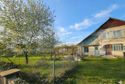 Casă cu 4 camere cu Teren 1100 Mp în Central - 3