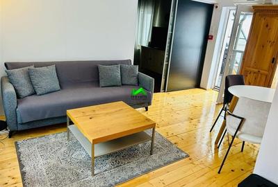 Apartament cu 2 camere decomandat, mobilat în Central