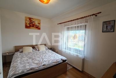 Casa cu 4 camere - 3 locuri de parcare - curte - filigorie - pivnita - 7