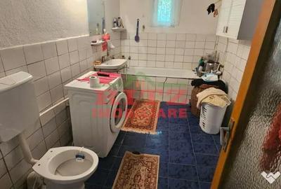 Casă cu 4 camere cu Teren 977 Mp în Caracal - 11