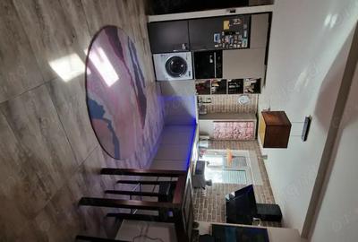 Apartament cu 3 camere semidecomandat în 1 Mai - 8