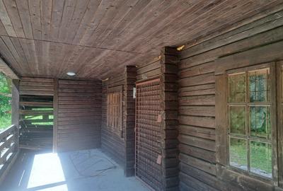 Casă cu 7 camere cu Teren 1490 Mp în Șugag - 2