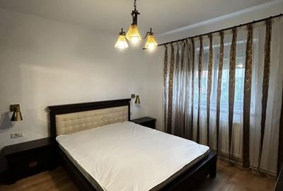 Apartament cu 3 camere decomandat în Bistrița Lac