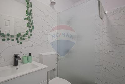 Casă cu 9 camere cu Teren 515 Mp în Stupini - 12