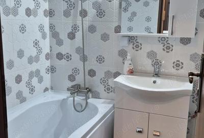 Apartament cu 2 camere decomandat în Narcisa - 1