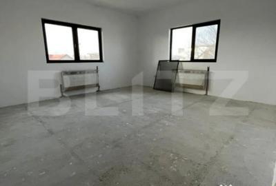 Casă cu 7 camere cu Teren 500 Mp în Micro 11 - 2