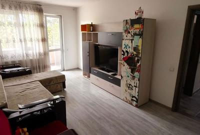 Apartament cu 2 camere decomandat în Berceni