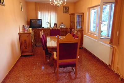 FARA COMISIOANE casa mobilata utilata cu 4 camere + birou P+M 2 BECIURI - 30