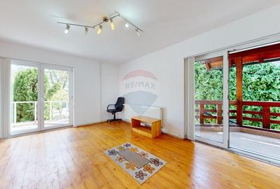 Casă individuală cu 10 camere cu Teren 710 Mp în Central - 18
