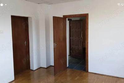 Spațiu comercial, de 50 mp, în Dumbrăvița - 1