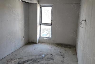 Apartament cu 2 camere decomandat în Vișani