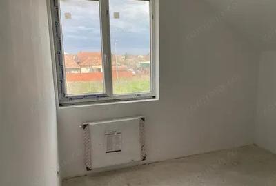 Casă cu 4 camere cu Teren 400 Mp în Fratelia - 4