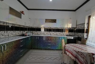 Medgidia | Casă cu 5 camere spațioasă - 5