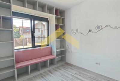 Casa de vanzare P+M in S?nandrei, Timis - 11