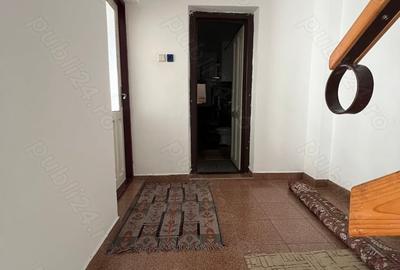 Casă cu 4 camere cu Teren 400 Mp în Semicentral - 9