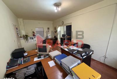 Spațiu comercial, de 55 mp, în Central - 3