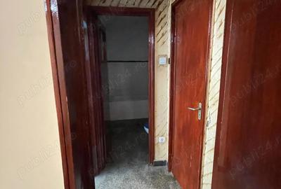 Vand apartament 2camere Secuilor (pia?a Sudului) - 4