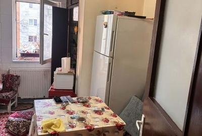 Apartament cu 4 camere decomandat în Central - 3