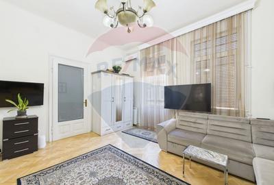 Apartament cu 2 camere semidecomandat, mobilat în Ultracentral