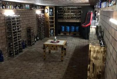 Spațiu comercial, de 1,060 mp, în Central - 15