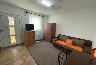 Garsoniera la casa zona Bulevardul Vasile Milea - 1