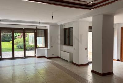 Casă individuală cu 6 camere cu Canalizare în Corbeanca - 4