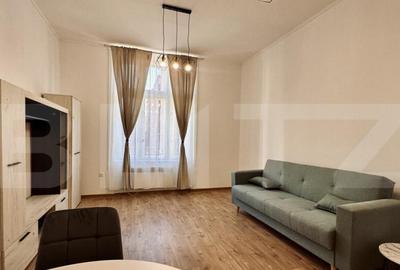 Apartament ultracentral cu o camera, renovat, mobilat ?i g - 1
