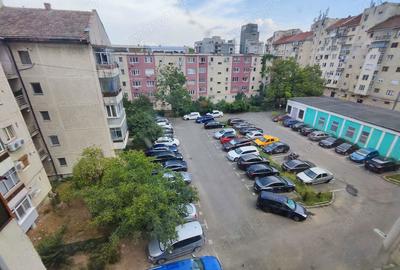 Apartament cu 4 camere decomandat în Complex Studențesc - 8