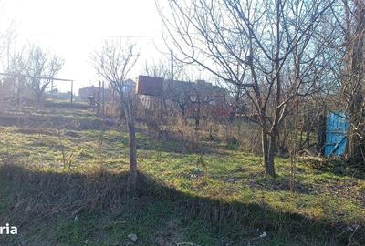 Apartament cu 3 camere semidecomandat în Central - 1