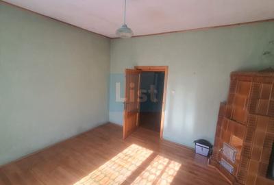 Casă cu 6 camere cu Teren 1500 Mp în Schela - 9