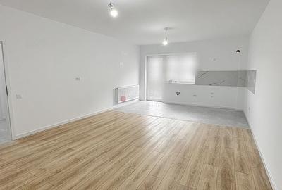 Apartament cu 2 camere decomandat în Tractorul
