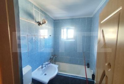 Apartament de vanzare cu 3 camere, etaj 4/4, 53 mp utili totali, zona Dacia - 3