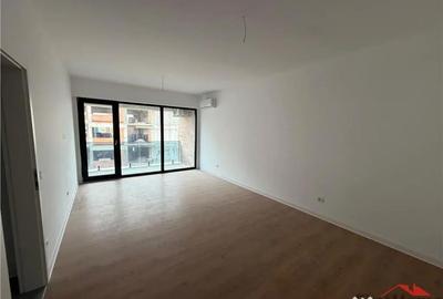 Apartament cu 3 camere decomandat în Central - 7