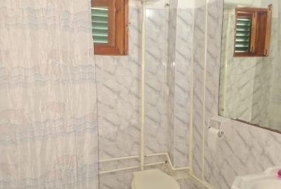 Casă cu 4 camere cu Teren 730 Mp în Izvoarele - 13
