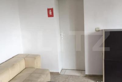 Casă cu 2 camere cu Teren 5600 Mp în Central - 5