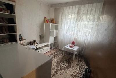 Apartament cu 3 camere decomandat în Central - 3